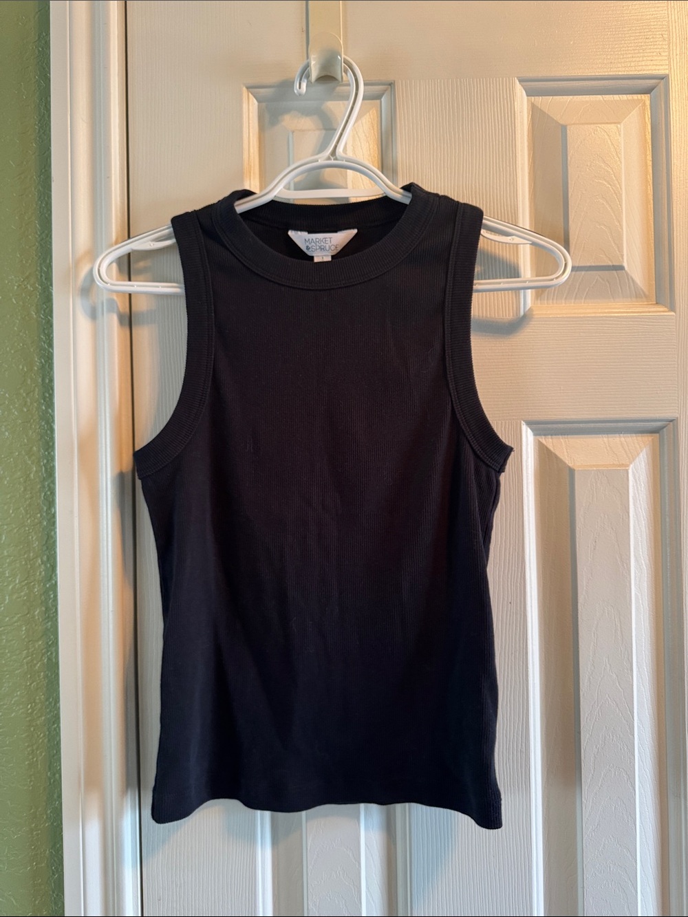 Market & Spruce tank top